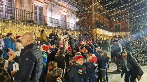 Snow at the Christmas lights switch-on in leon