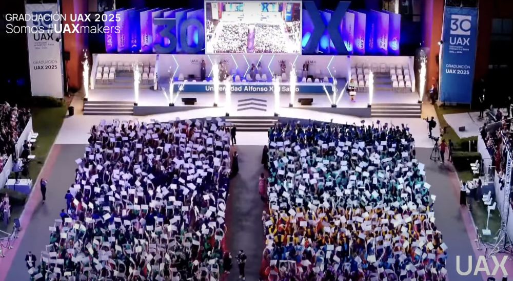 Alquiler de efectos especiales para la Graduación UAX 2025