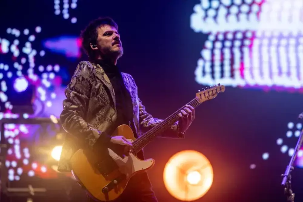 Coque Malla celebrates 40 years with a shower of confetti at WiZink Center